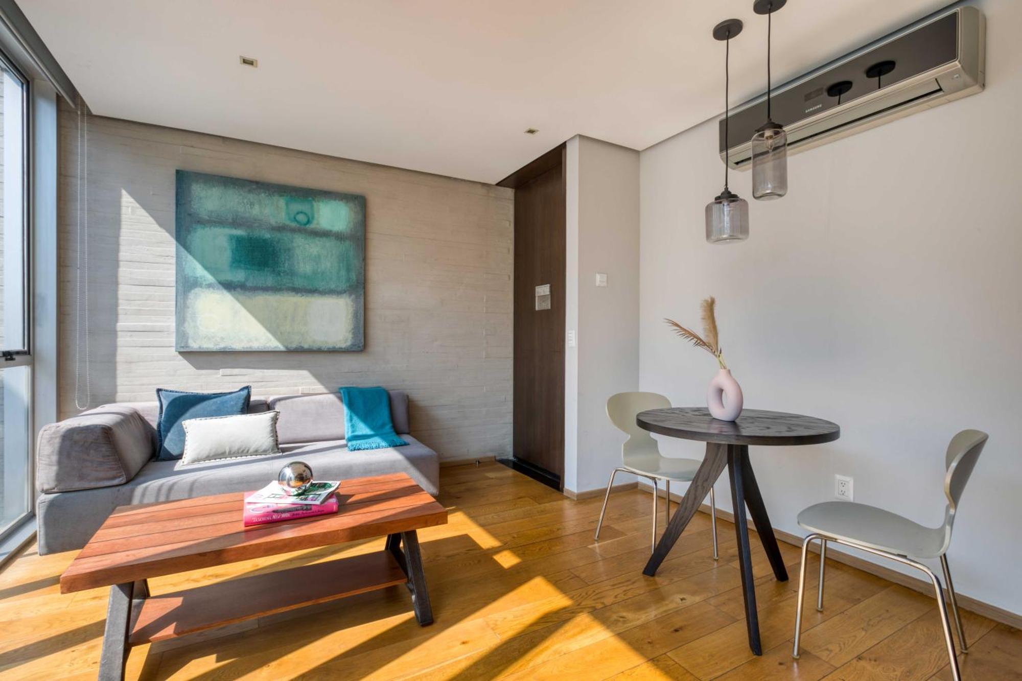 Ar 218 Hotel By Uliv — Photos 1